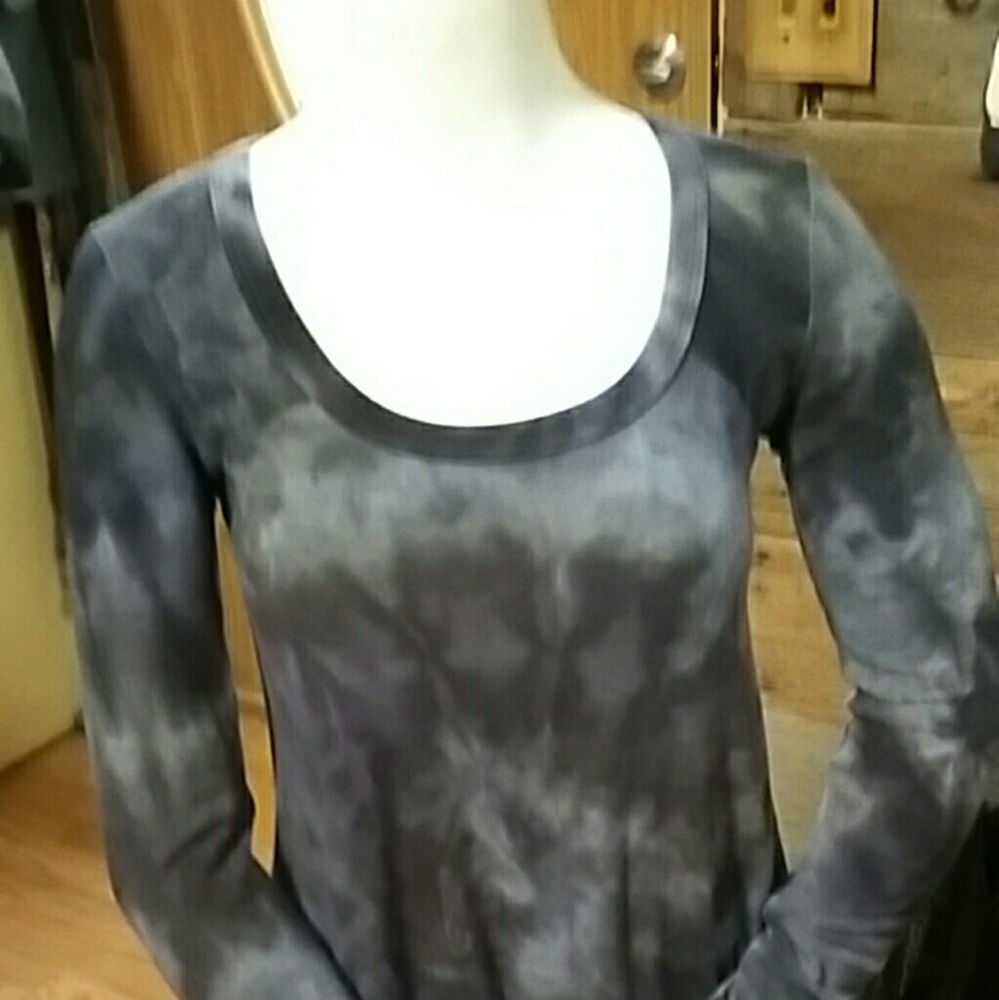 Mottled tie dye long sleeve scoop neck dress